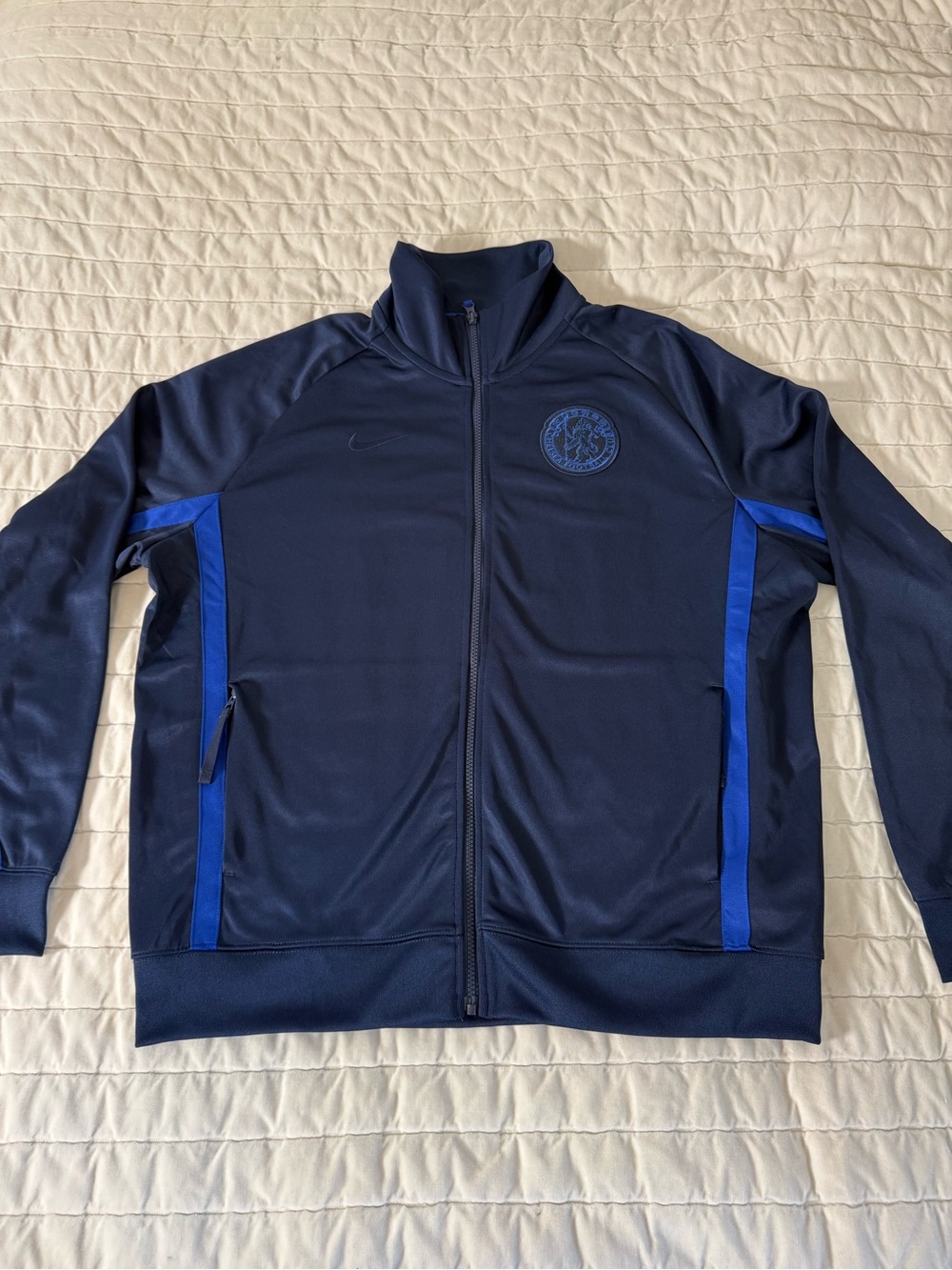 Nike Men’s Chelsea Football Club Blue Lightweight Full-Zip Jacket - Picture 4 of 12